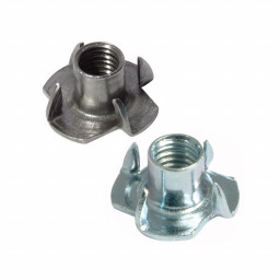 Гайка М4*8 мм крыльчатая врезная  DIN 1624